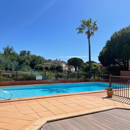 Apartment Port Cogolin With Garden View Grimaud Luaran gambar